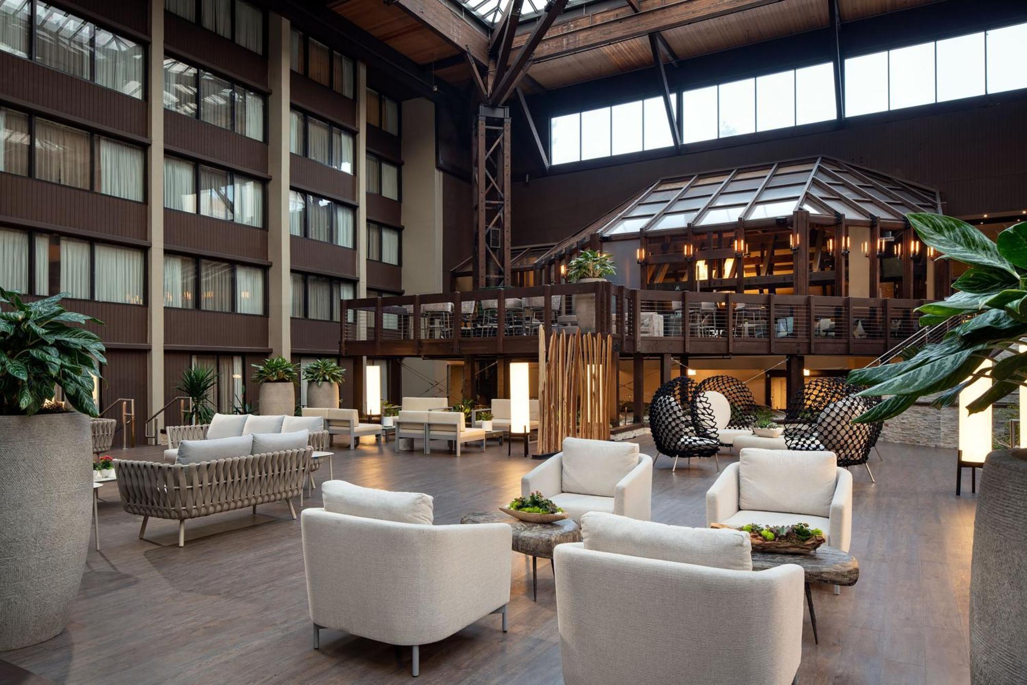 Отель Seattle Airport Marriott Ситак Экстерьер фото